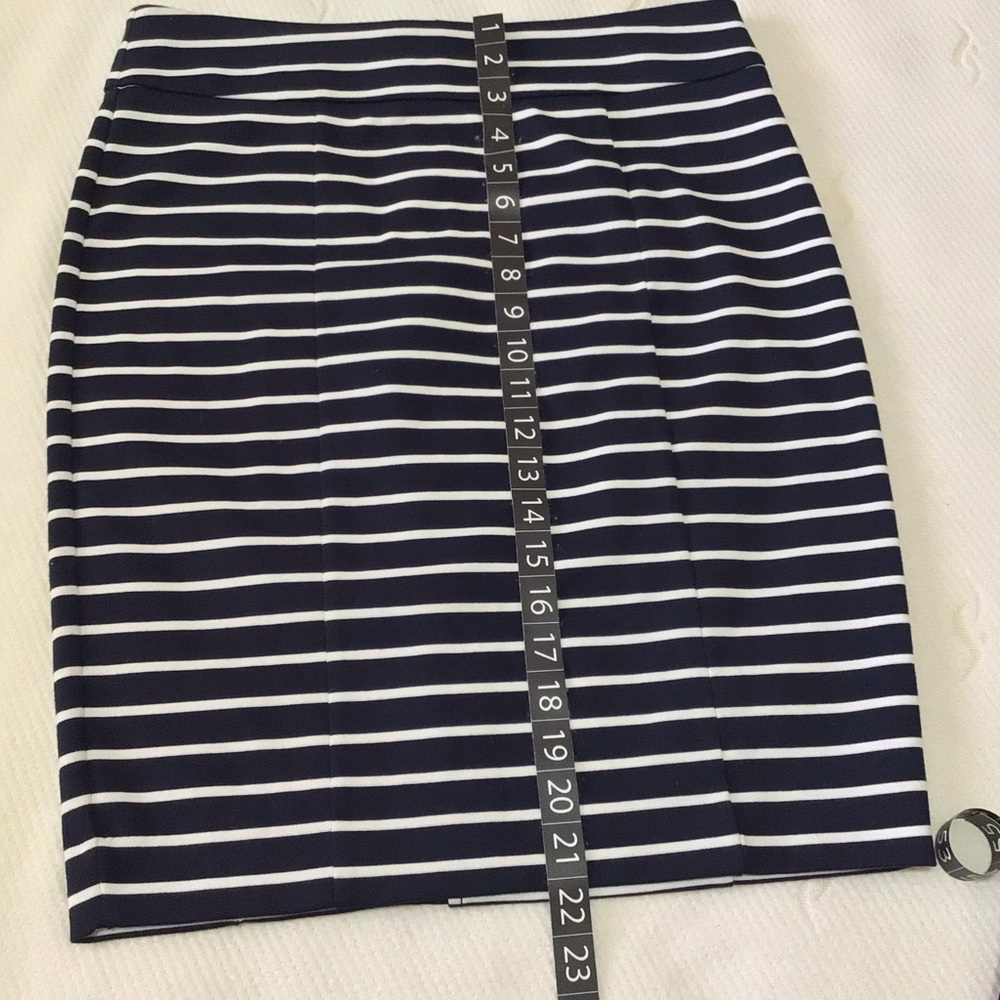 Michael Kors Womens Black&White Stripe Pencil Skirt Sz 8P Luxe Timeless Corpcore - Picture 8 of 11